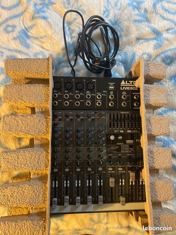 Alto live802 (image 1)