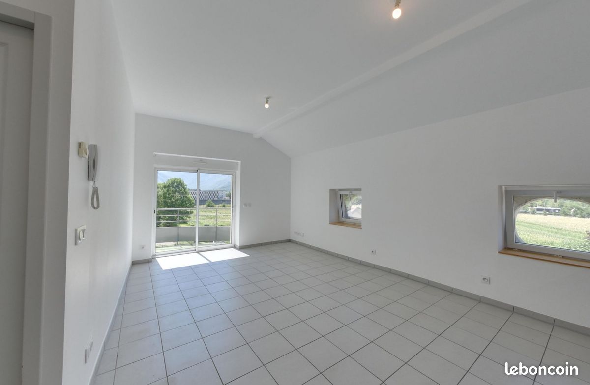 Appartement 2 pièces 44 m² · à Varces-Allières-Et-Risset · 44 m² · 755 €