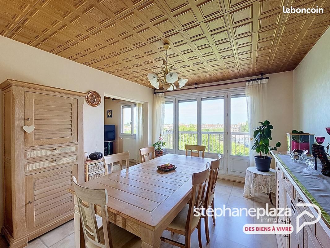 Appartement 5 pièces 92 m² · à Bourg-en-Bresse · 92 m² · 120 000 €