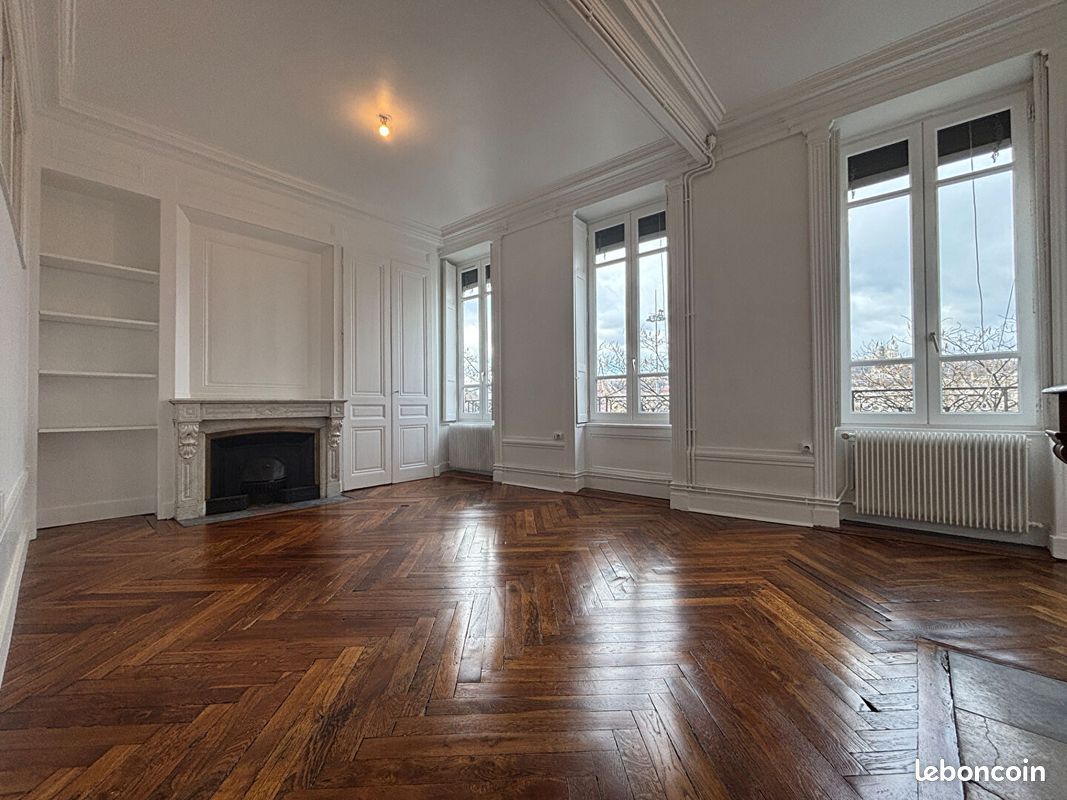 Appartement 2 pièces 61 m² · à Lyon · 61 m² · 1 075 €