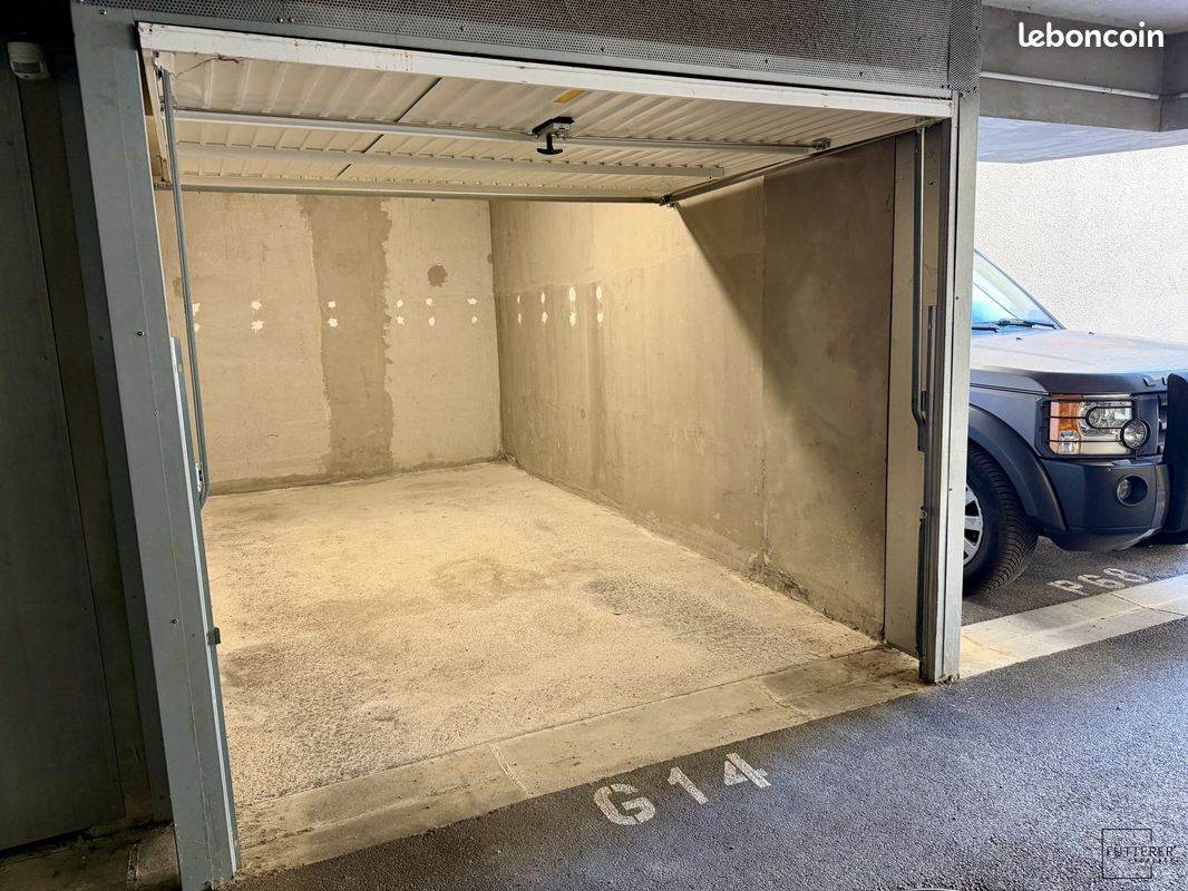 Parking 15 m² · à Narbonne · 15 m² · 33 100 €
