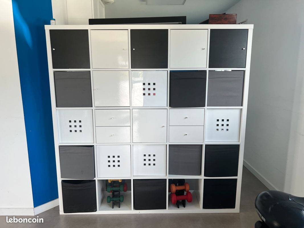 Meuble de rangement (image 1)