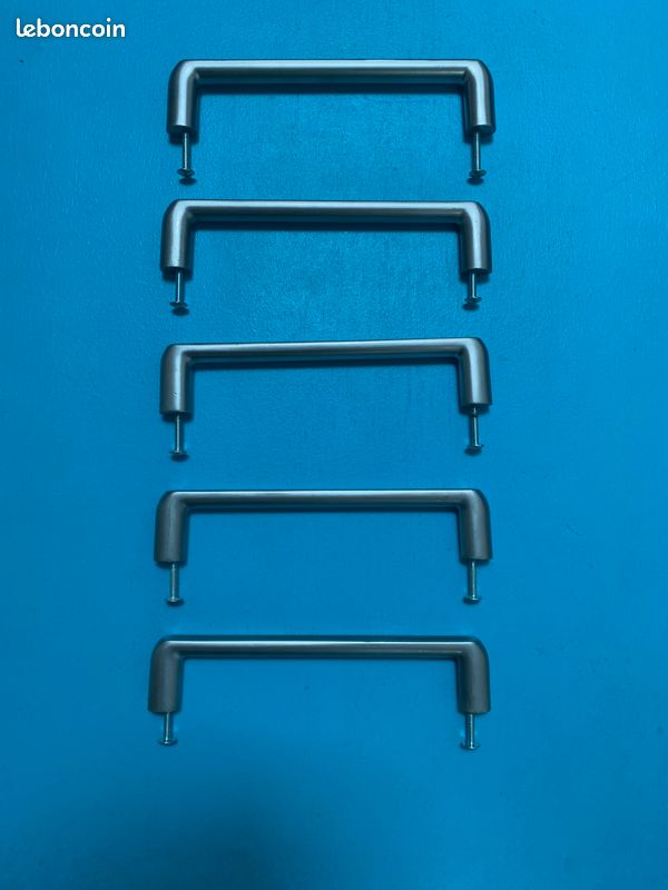 Poignées de placard entraxe 16cm (image 1)