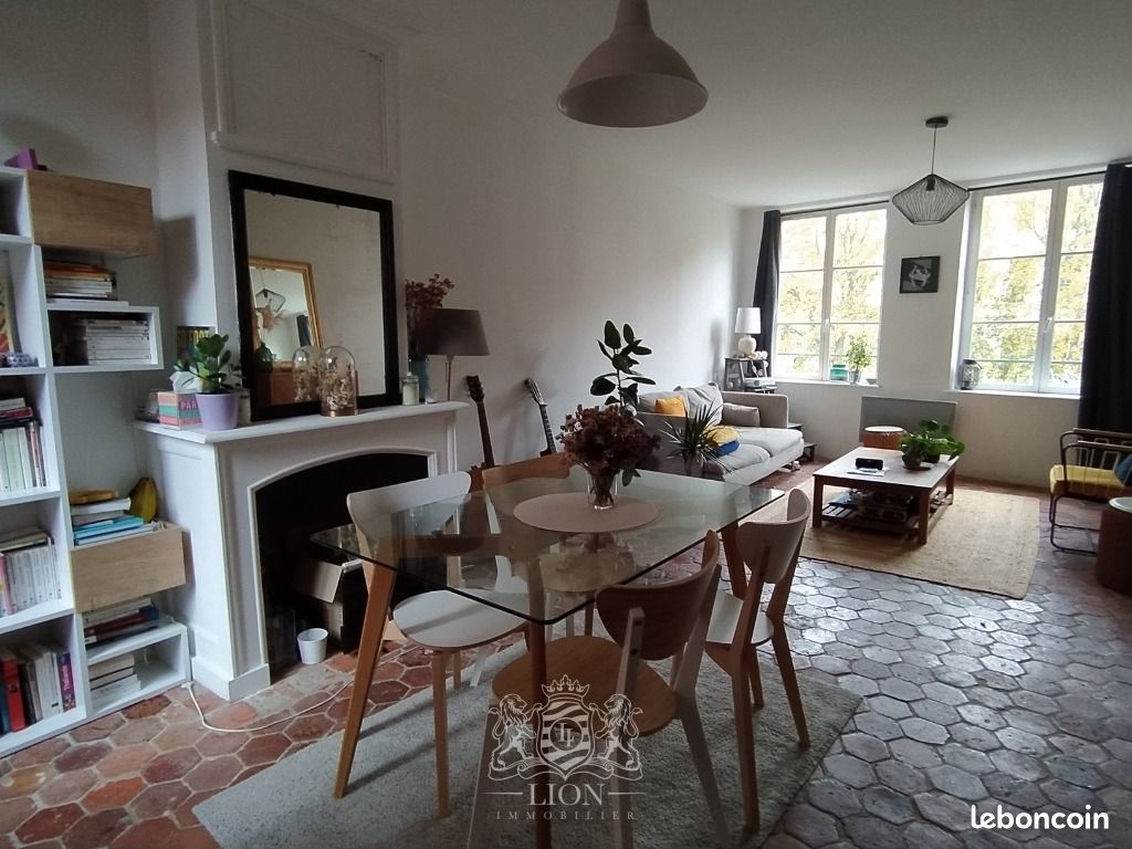 Appartement 3 pièces 68 m² · à Lille · 68 m² · 910 €