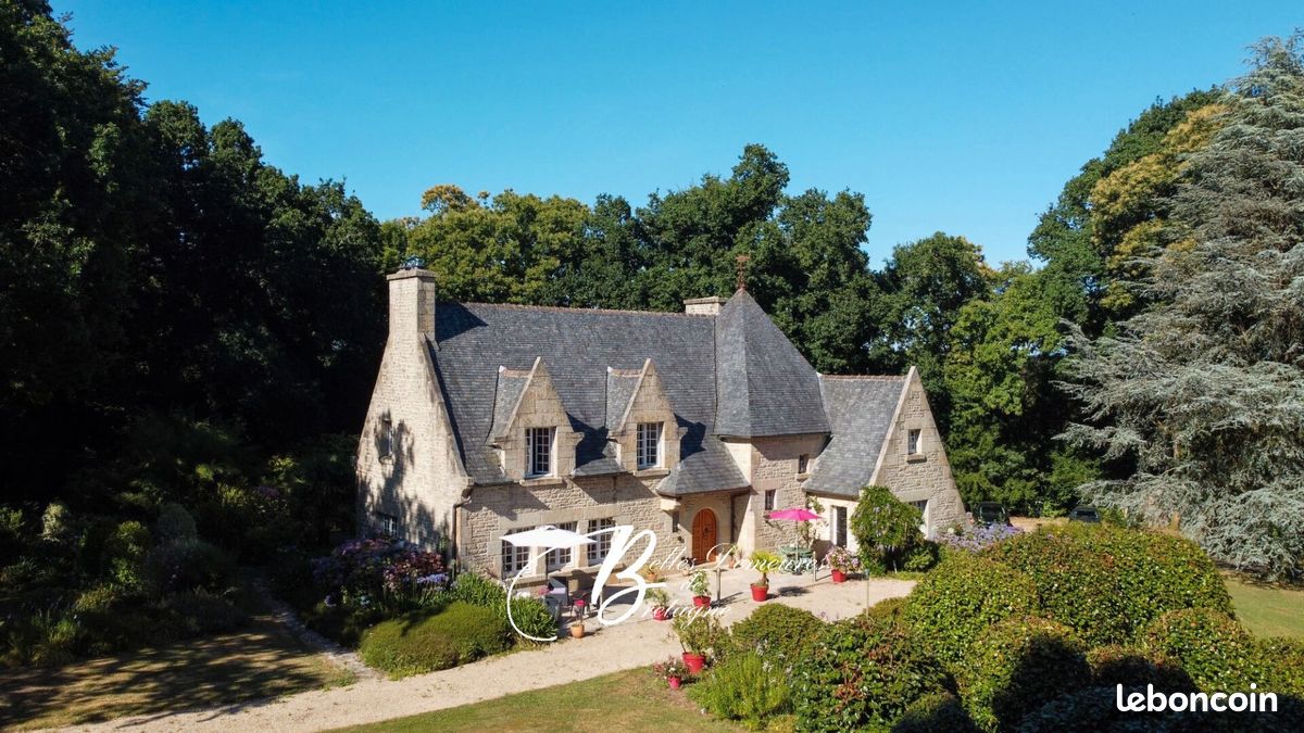 Maison 9 pièces 256 m² · à Morlaix · 256 m² · 780 000 €