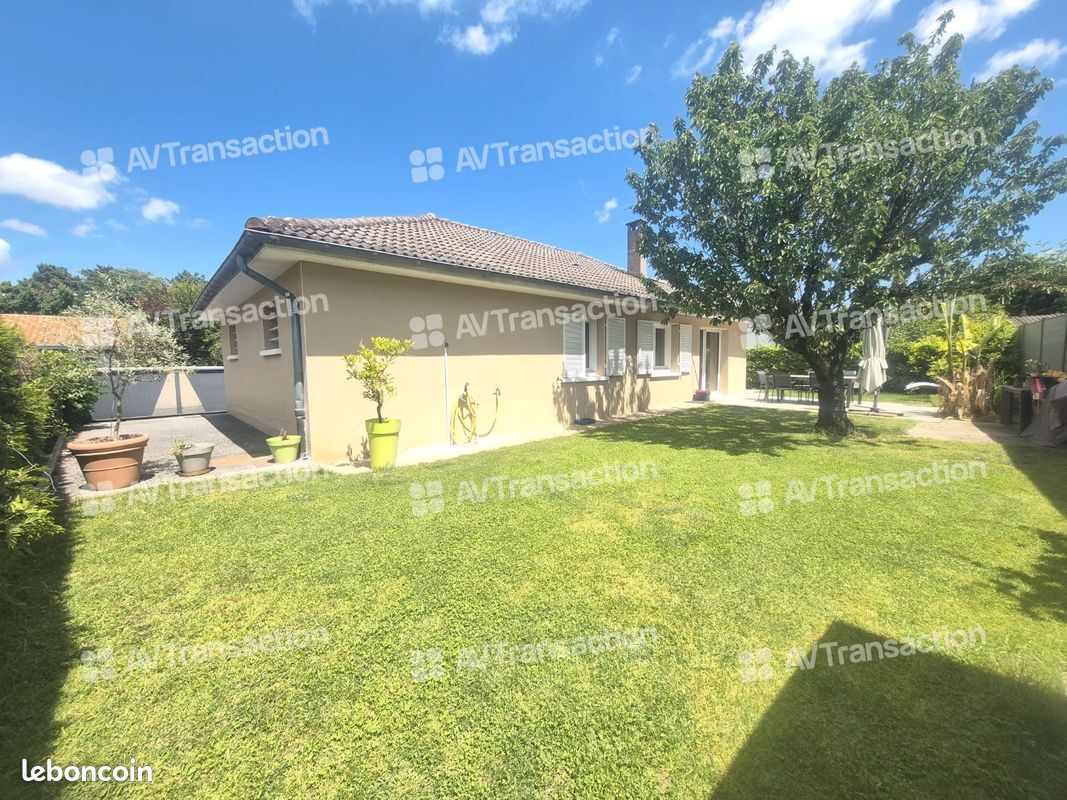 Maison 5 pièces 138 m² · à Vaulx-en-Velin · 138 m² · 375 000 €