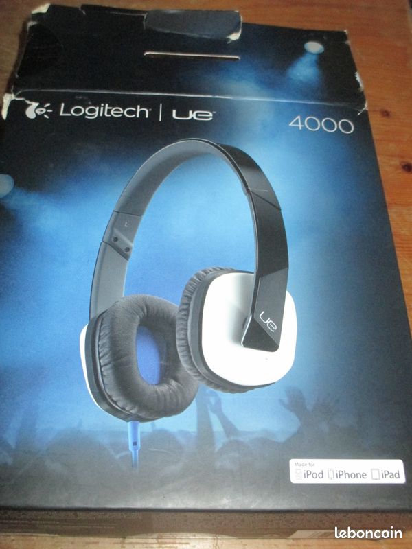 CASQUE Logitech UE 4000 Filaire Noir compatible iPod, iPhone, iPad