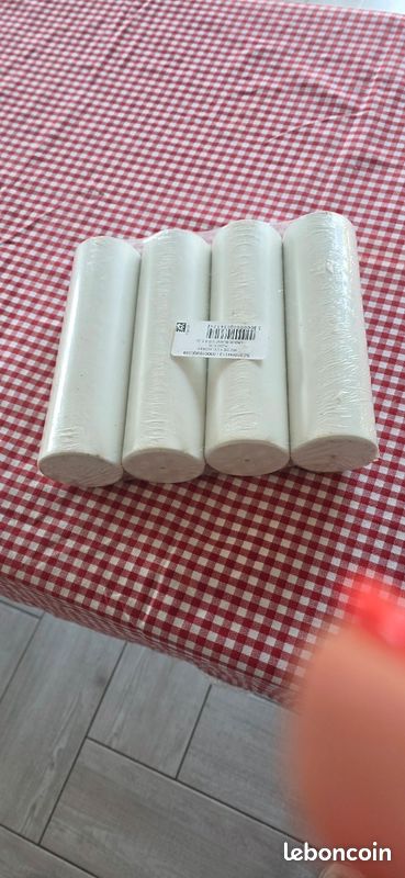 4 pieds de lit en bois blanc (image 1)