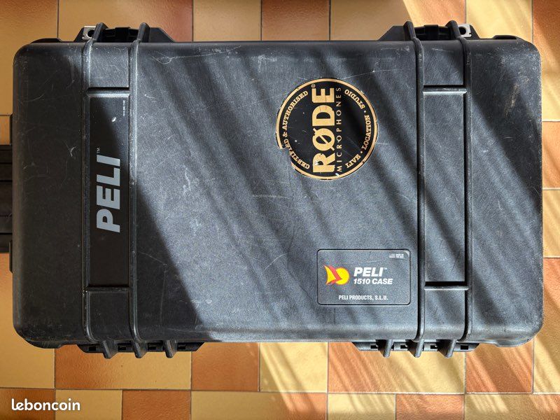 Kit cinéma Blackmagic BMCC 2.5K EF complet + 3 objectifs + rig + Pelicase (image 12)