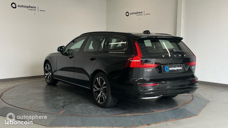 Volvo V60 B4 197ch Plus Style Dark DCT 7 (image 7)
