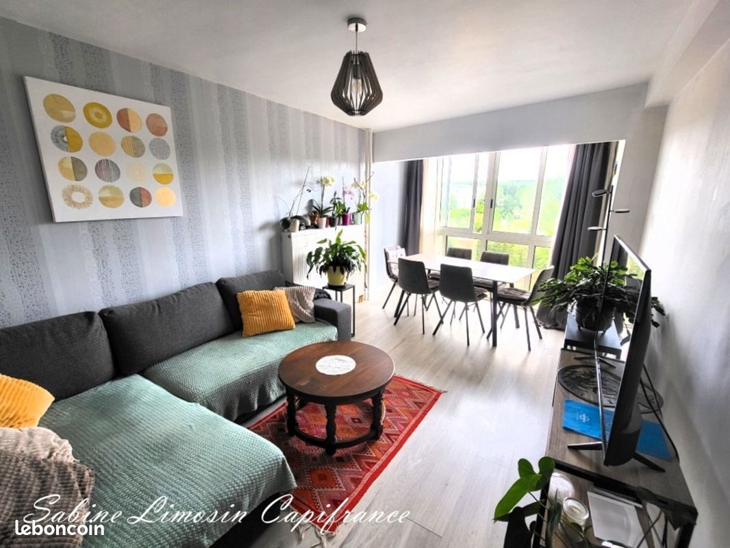 Appartement 4 pièces 77 m² · à Audincourt · 77 m² · 61 000 €