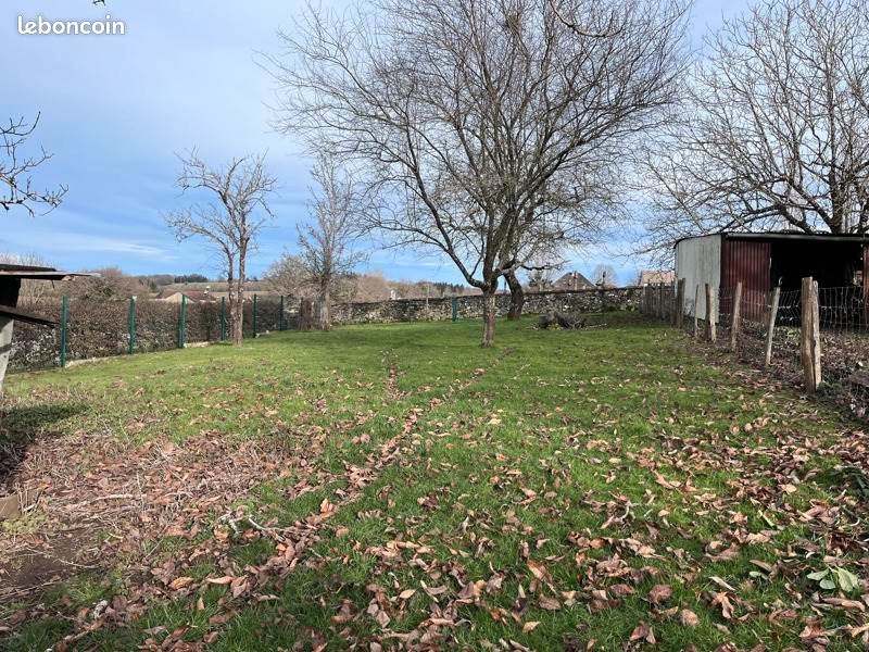 Maison 4 pièces 73 m² · à Jumilhac-le-Grand · 73 m² · 43 000 €