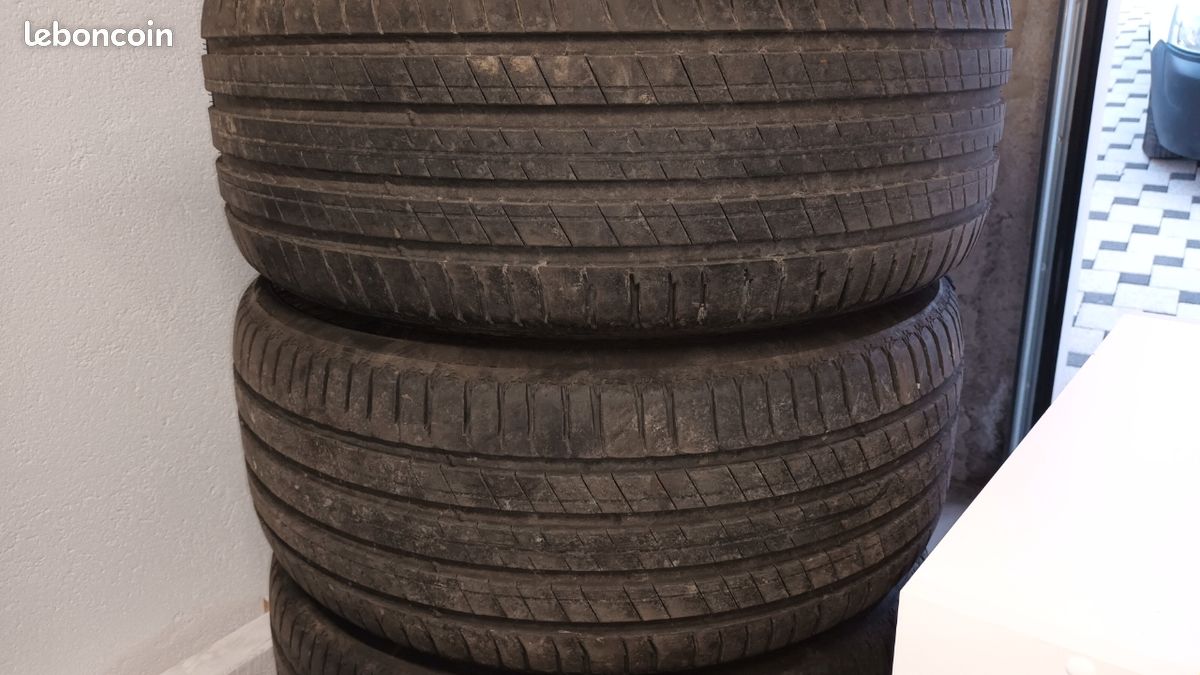 255 50 R19 Michelin - Équipement auto