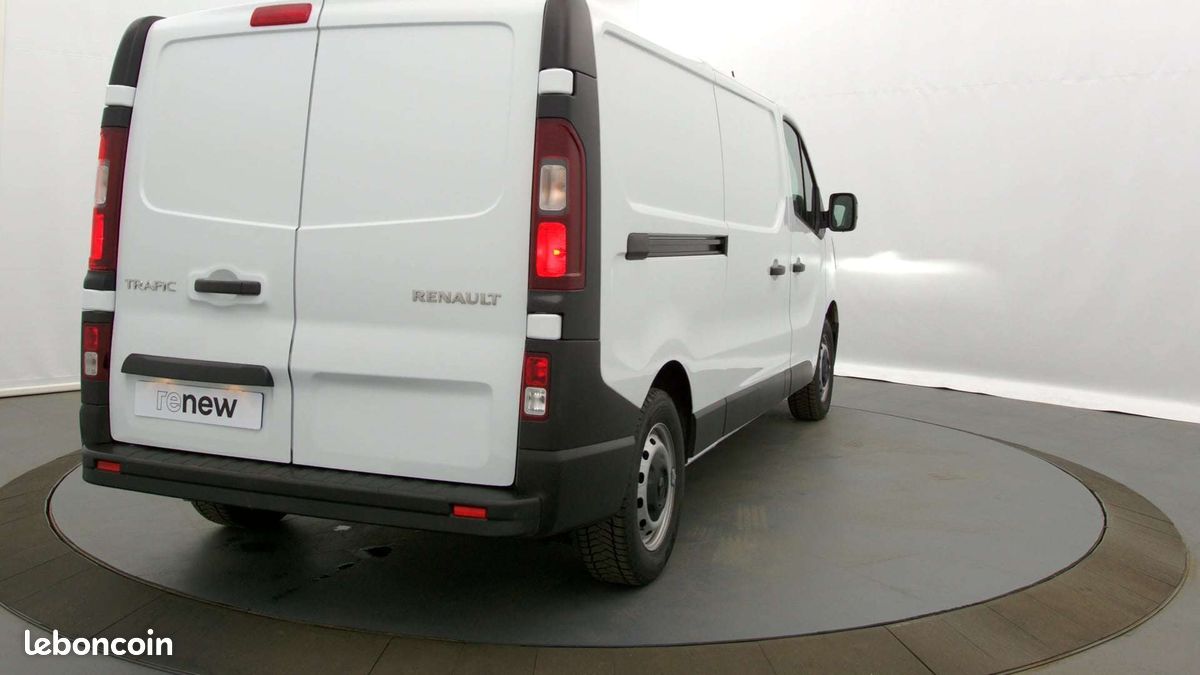Renault trafic fgn l2h1 3000 kg blue dci 130 (image 15)