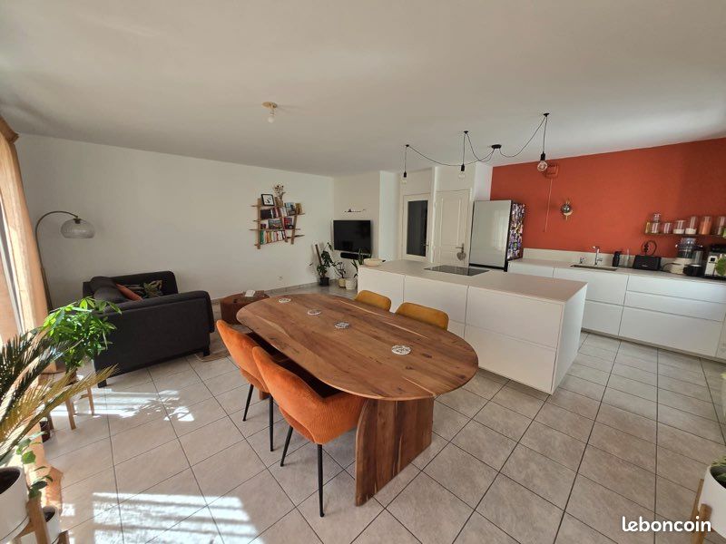 Appartement 3 pièces 70 m² · à Lyon · 70 m² · 300 000 €