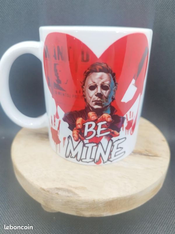 𩞠Mug Horror Night â Films dâhorreur | Tasse cĂ©ramique 325 ml đȘ (image 1)