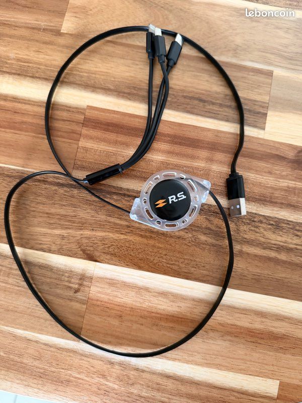 Dérouleur de câbles chargeur téléphone Renault rs (image 3)