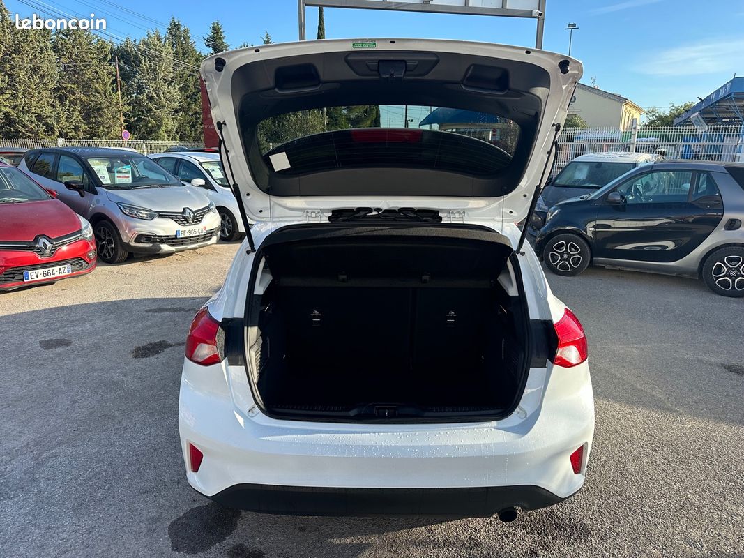 FORD Focus Ford Focus (2) 1.0 ECOBOOST 100 S&S TREND 5P (image 2)