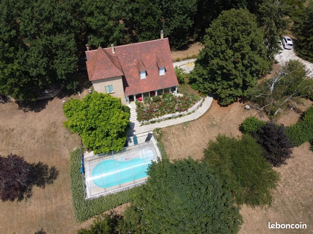 Maison 9 pièces 200 m² · à Saint-Cyprien · 200 m² · 467 000 €