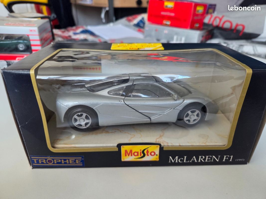 Vends voiture de collection maisto 1.24 (image 5)