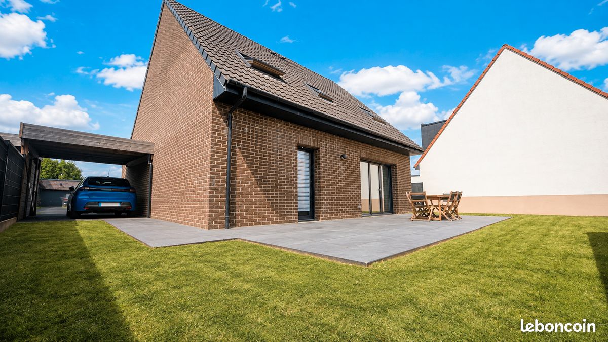 Maison 5 pièces 114 m² · à Allennes-les-Marais · 114 m² · 334 000 €
