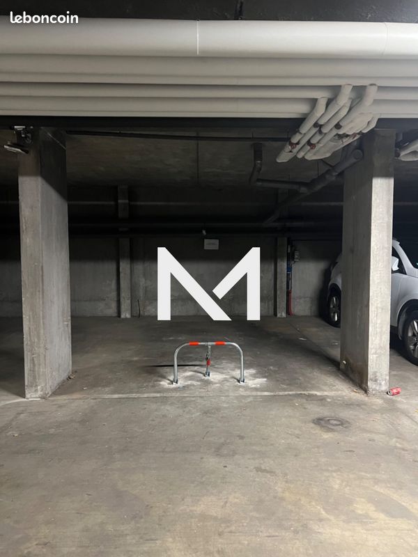 Parking 3 m² · à Grenoble · 3 m² · 50 €/mois