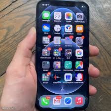 IPhone 12 (image 1)