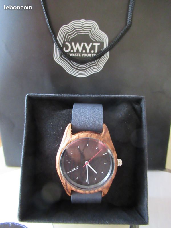 Montre en bois DWYT Oma (image 2)