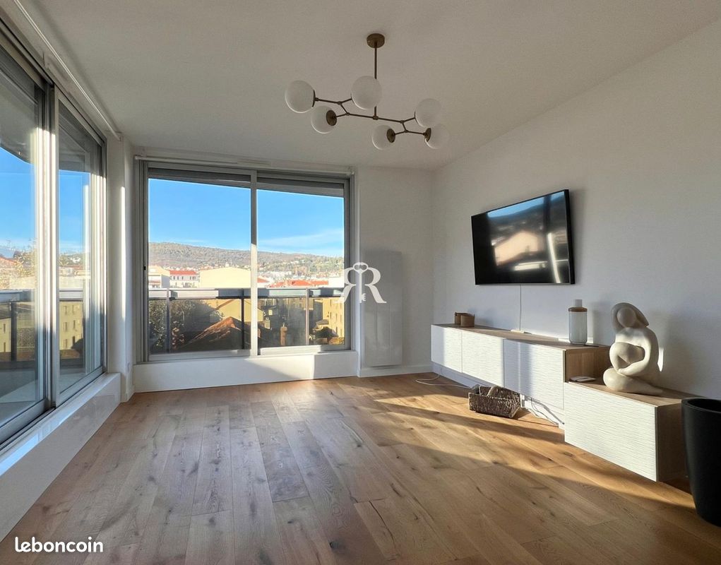Appartement 3 pièces 71 m² · à Chamalières · 71 m² · 1 100 €/mois