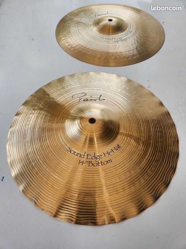 Paiste Signature Sound Edge 14" Hi-Hat (image 1)