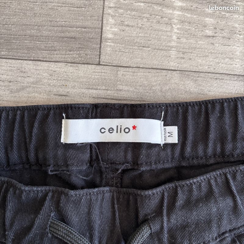 Bermuda / Short Celio taille M (image 3)