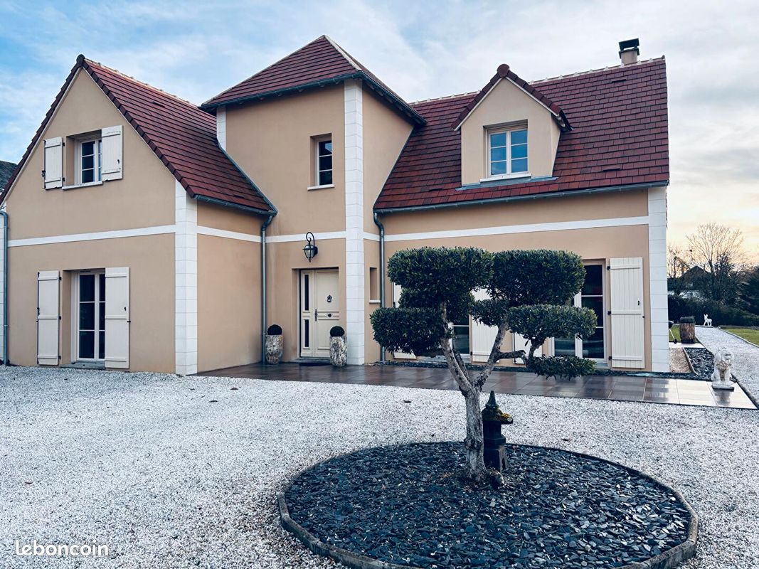 Maison 5 pièces 174 m² · à La Roche-Posay · 174 m² · 390 350 €