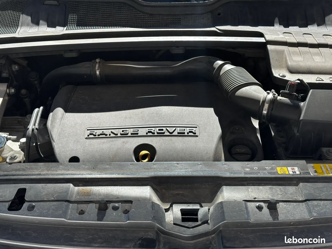 Range Rover Evoque 2.2 SD4 190ch Dynamic - SIÈGES ÉLECTRIQUE À MÉMOIRES - SONO MERIDIAN - CLIMATISATION AUTO (image 21)