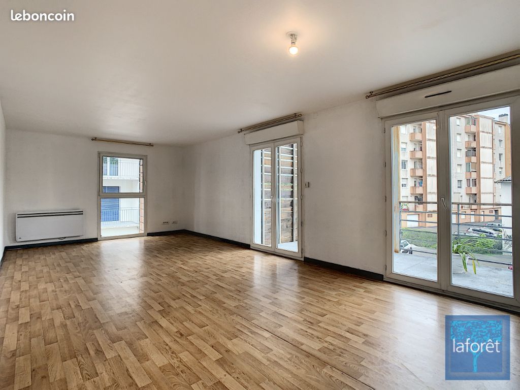 Appartement 3 pièces 84 m² · à Dax · 84 m² · 850 €