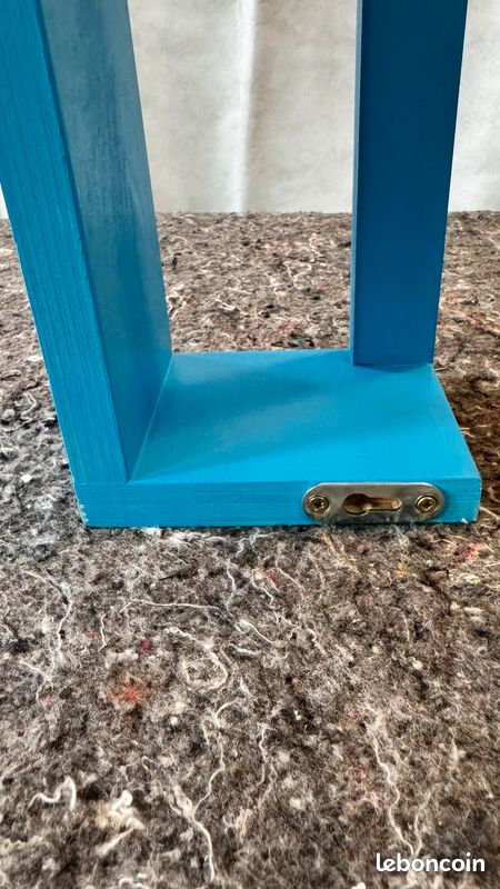Étagère murale montessori enfant bleue 64 cm (image 2)