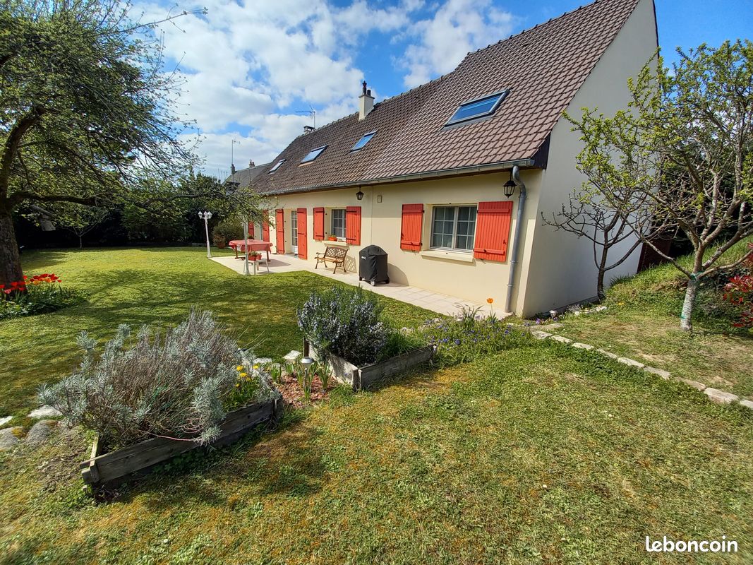 Maison 6 pièces 180 m² · à Senlis · 180 m² · 695 000 €