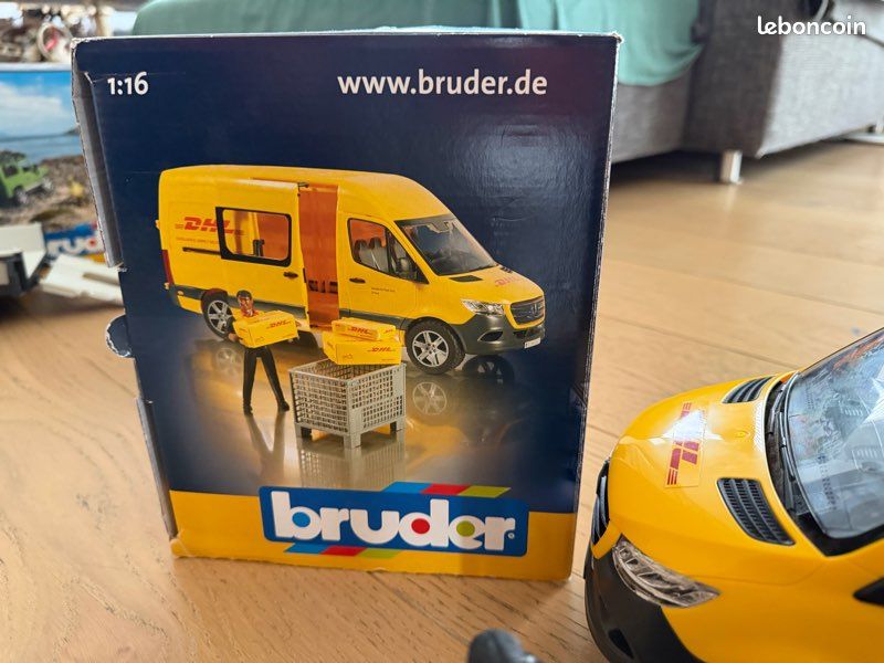 MB Sprinter DHL avec chauffeur, Modèle réduit de voiture