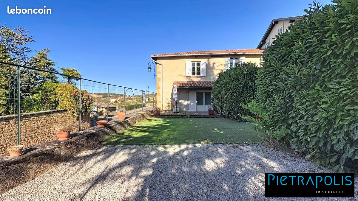 Maison 5 pièces 111 m² · à Theizé · 111 m² · 339 000 €