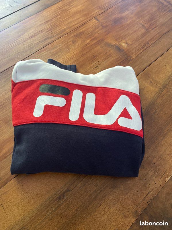 Marque Fila Jogging Enfant Fila Sweat A Gauche FILA Taille L Vêtements
