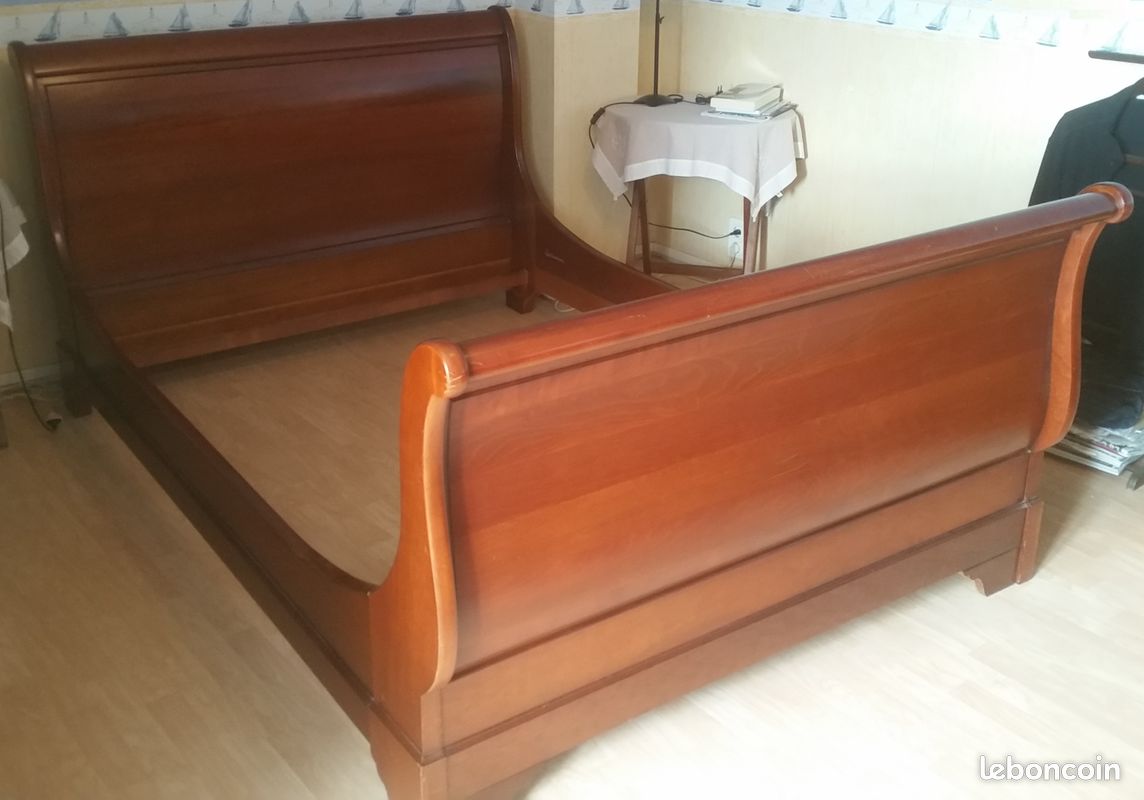 Lit (entourage) Louis-Philippe et ses chevets et commode (image 1)