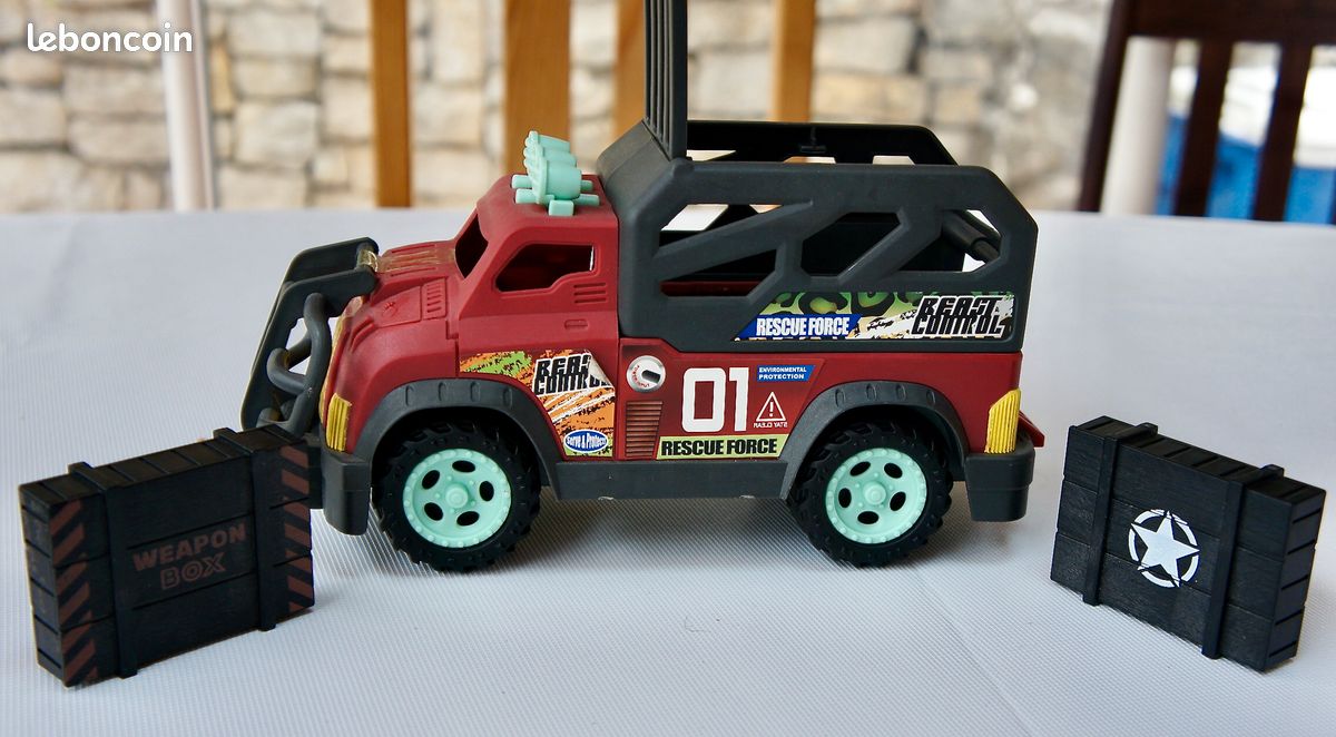 Camion transport dinosaure + dinosaure + personnage + armes (image 3)