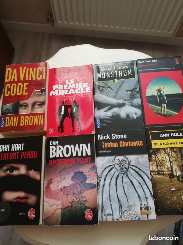 Divers livres et Auteurs (image 1)