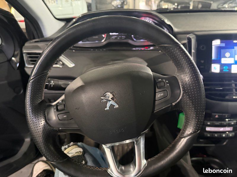 Peugeot 208 1.6 120 CH Allure (image 13)