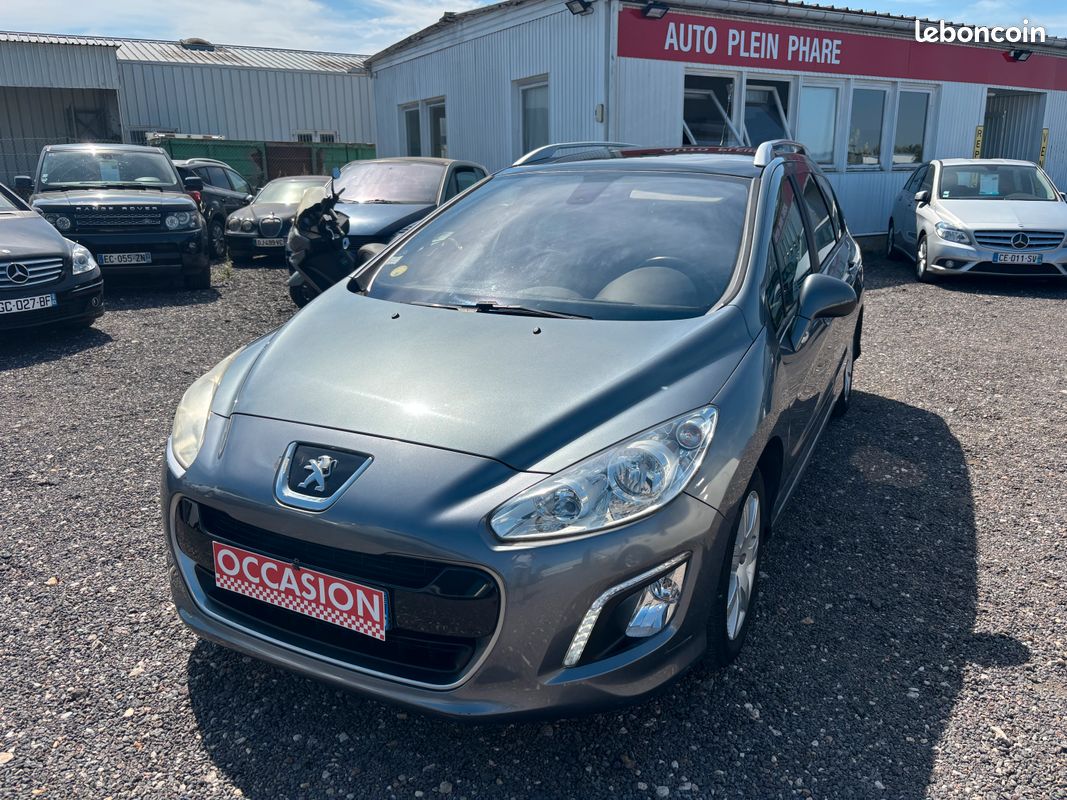 Peugeot 308 sw (2) 1.6 hdi 112 active 7 places (image 1)