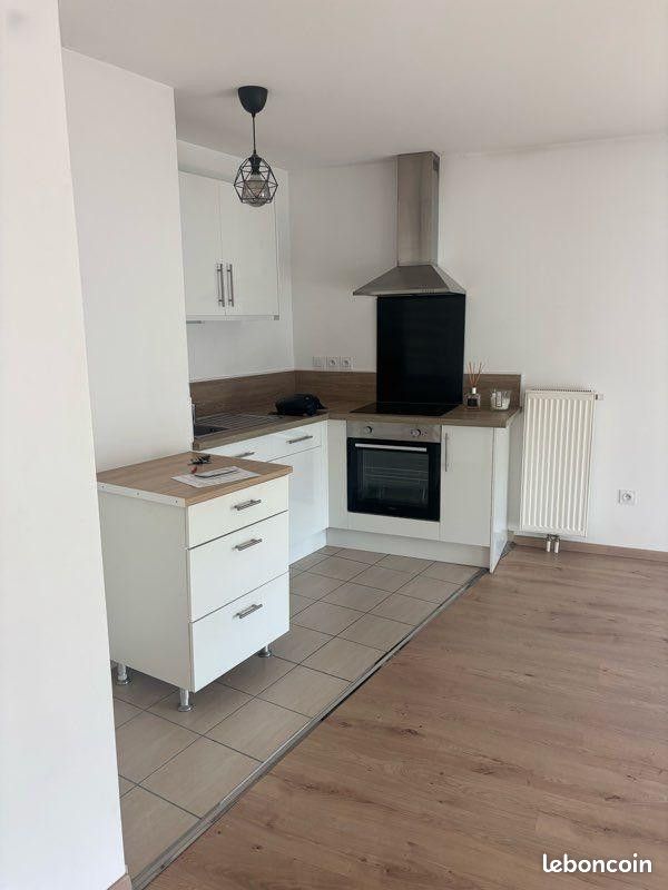Appartement 3 pièces 65 m² · à La Madeleine · 65 m² · 1 200 €/mois