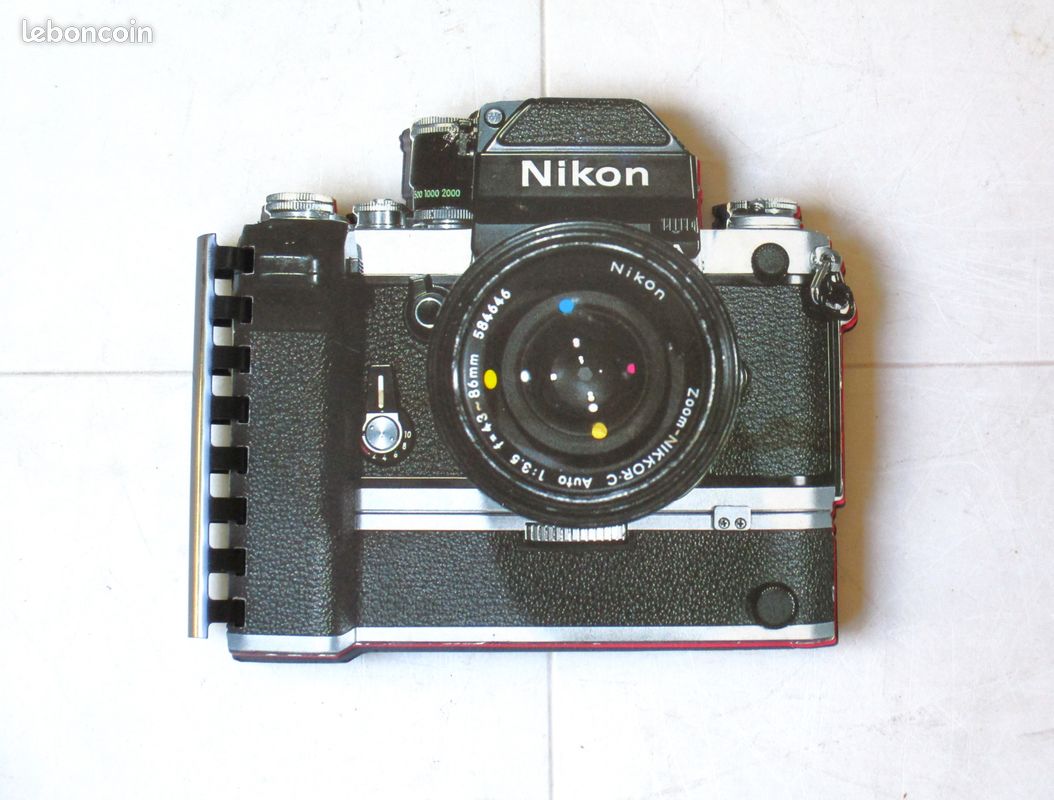 RARE Album Photo NIKON F2 (image 1)