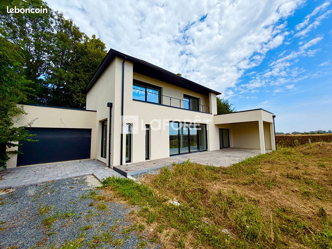 Maison 6 pièces 190 m² · à Luc-sur-Mer · 190 m² · 765 000 €