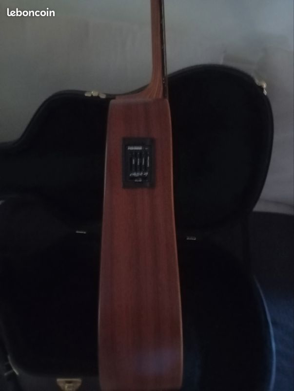 Vends guitare martin s (image 1)