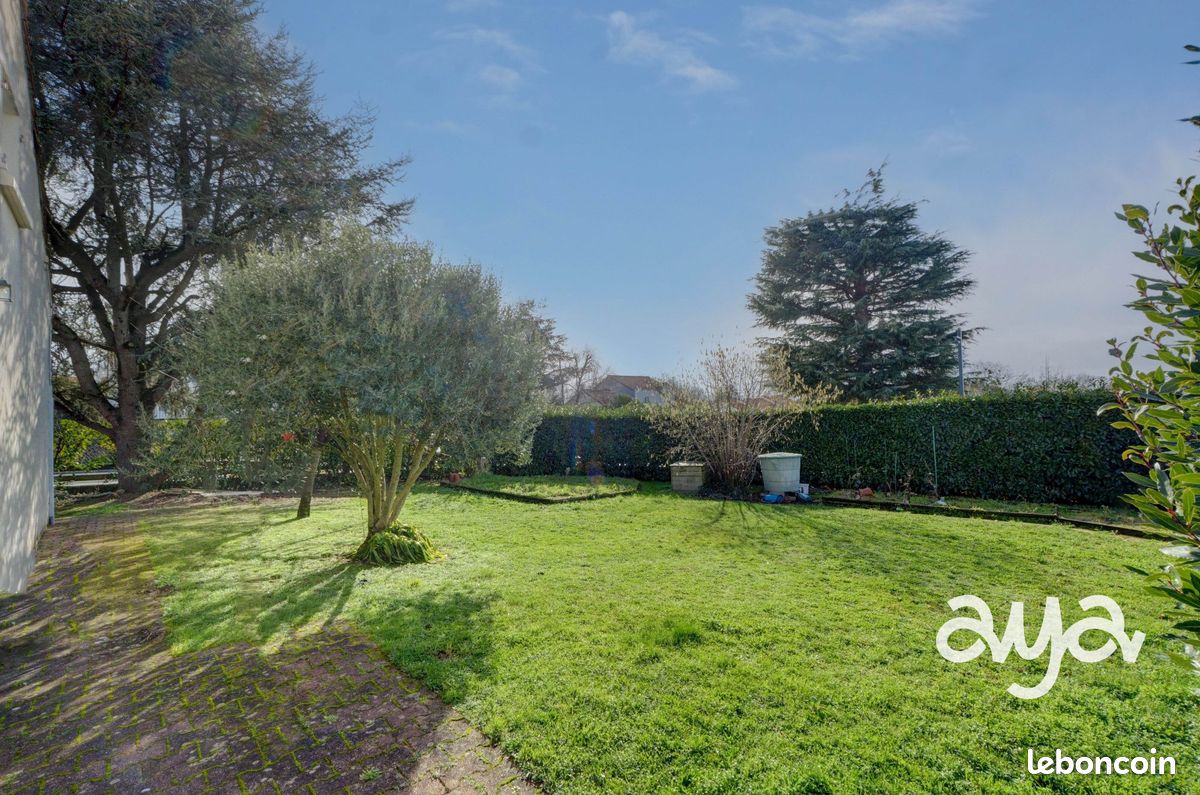 Maison 6 pièces 135 m² · à Le Loroux-Bottereau · 135 m² · 263 000 €