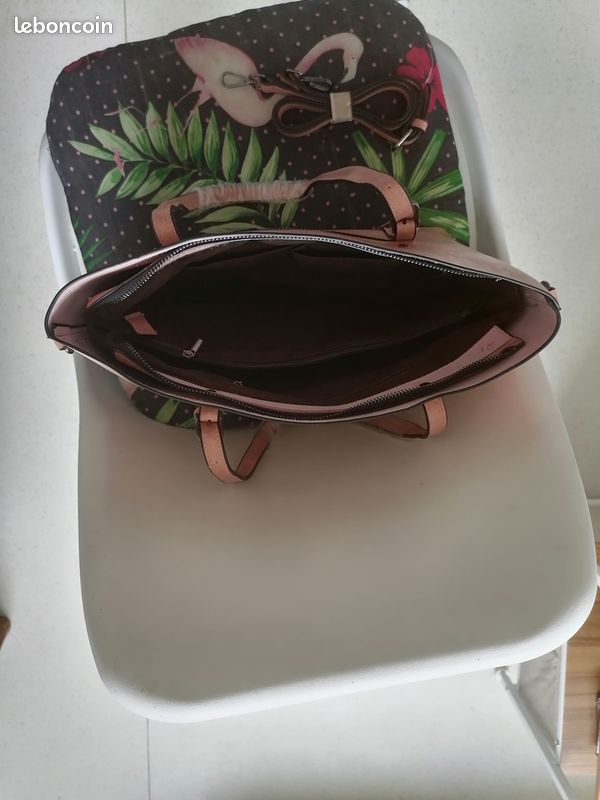 Sac à main en cuir rose neuf (image 2)